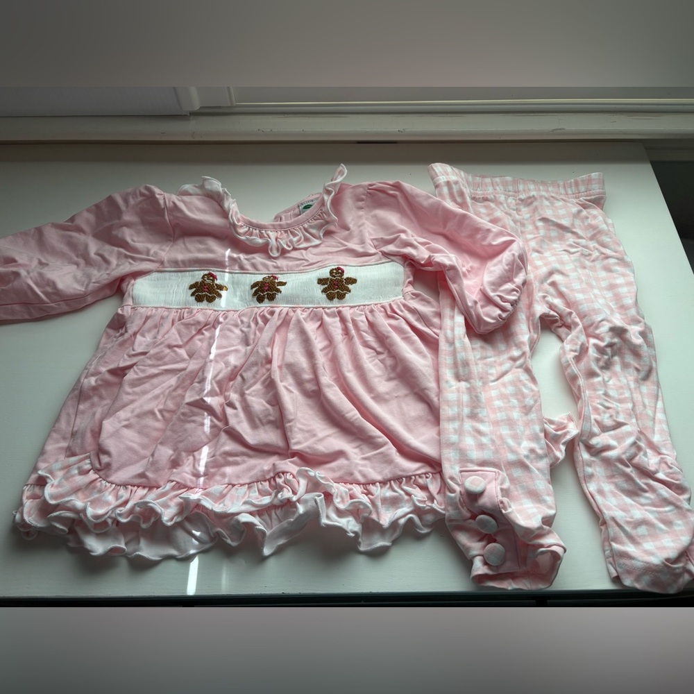 12M Girls Smocked Gingerbread Set